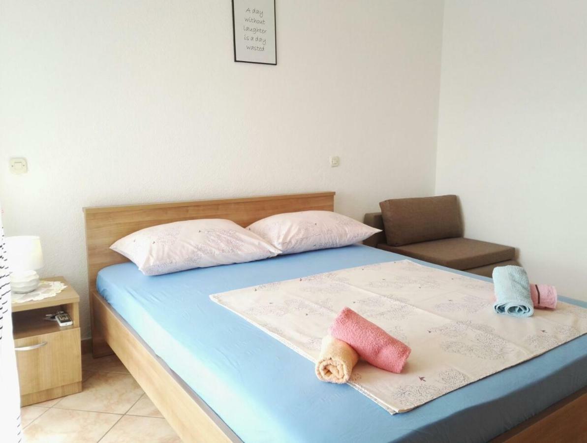 Studio Apartmani Ravlic Makarská Exteriér fotografie