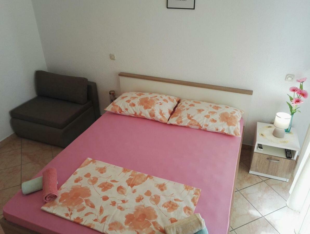Studio Apartmani Ravlic Makarská Exteriér fotografie