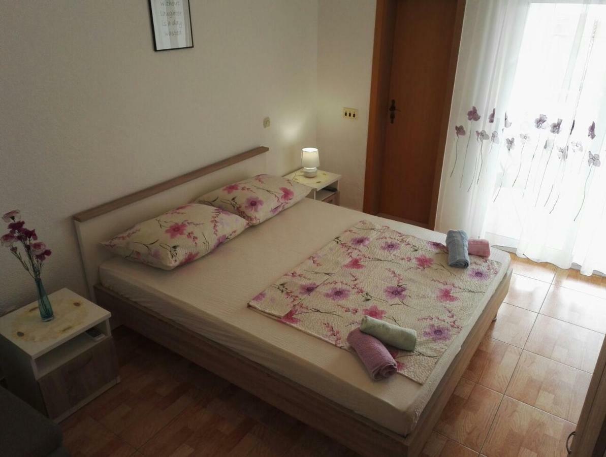 Studio Apartmani Ravlic Makarská Exteriér fotografie